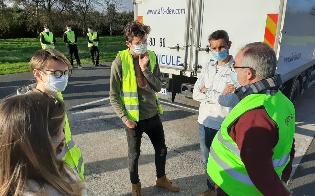 Contrôles routiers afin de former les élèves du Lycée Môquet-Lenoir